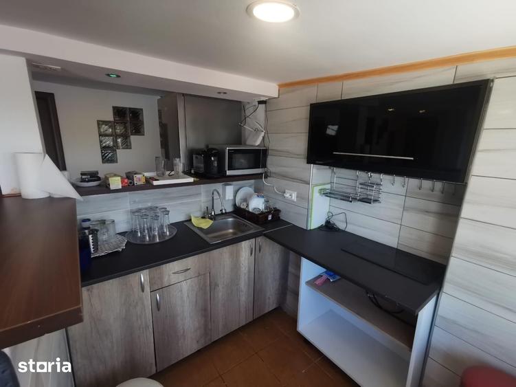 Casă cu 8 camere decomandat cu Teren 257 Mp în Central