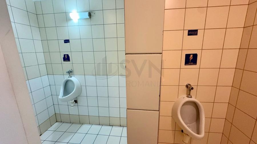 Birou, de 578 mp, în Universitate