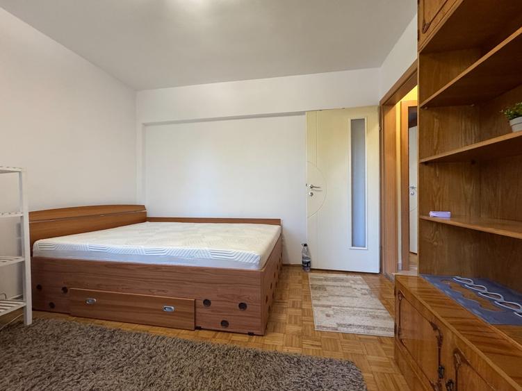 Apartament cu 2 camere semidecomandat, mobilat în Gheorgheni
