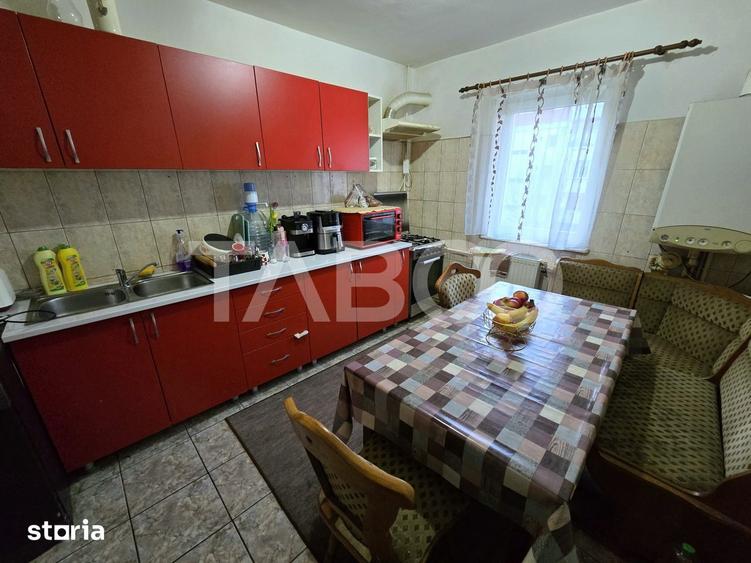 Apartament cu 3 camere decomandat, mobilat în Turnișor