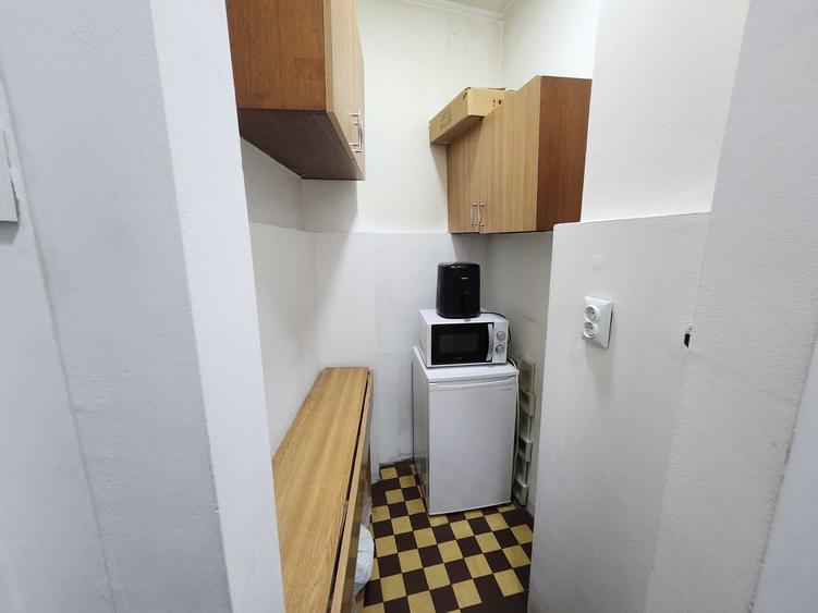Garsonieră decomandată în Central