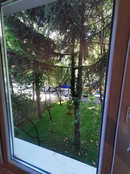 Garsonieră decomandată în Brâncoveanu