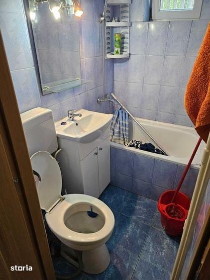 Inchiriez Apartament cu 2 camere - 4