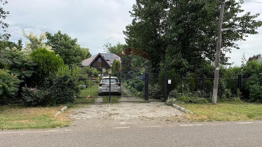 Casă cu Teren 1000 Mp în Ciușlea