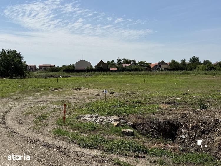 Teren de 541.82 mp, în Săcălaz