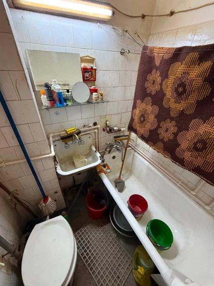 Garsonieră decomandată în Central