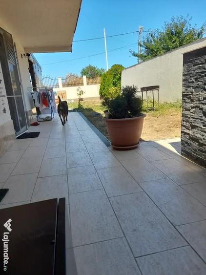 Casă cu 4 camere cu Teren 300 Mp în Central