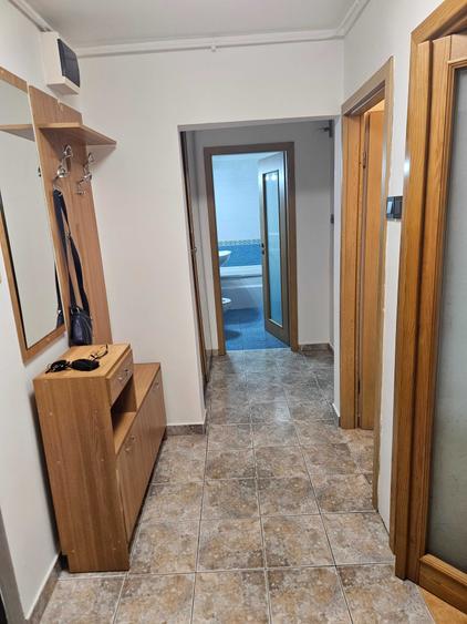 Apartament cu 2 camere decomandat în Steaua