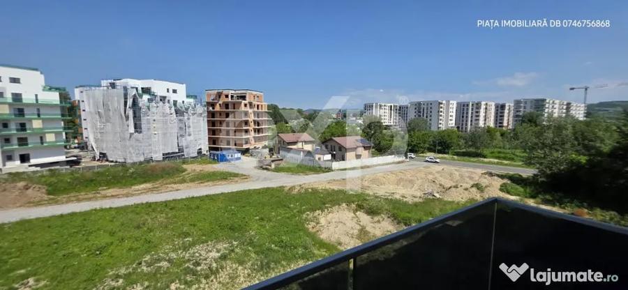 Apartament cu 3 camere decomandat în Nord