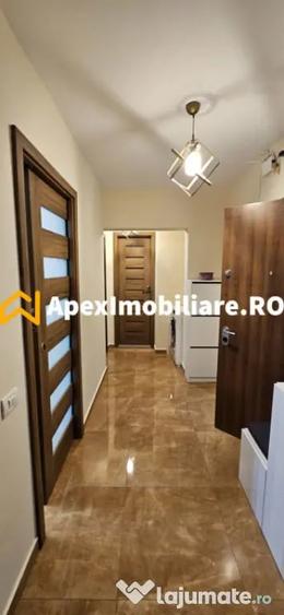 Apartament cu 2 camere decomandat în P-ța Muncii