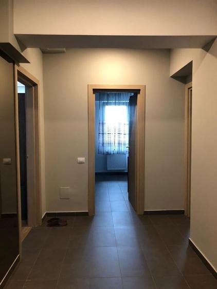 Apartament decomandat în Splaiul Independenței