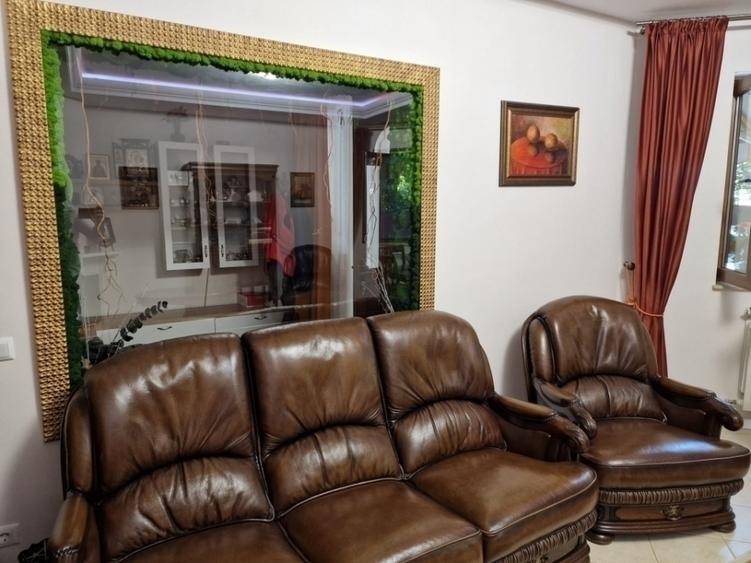 Casă individuală cu 5 camere în Central
