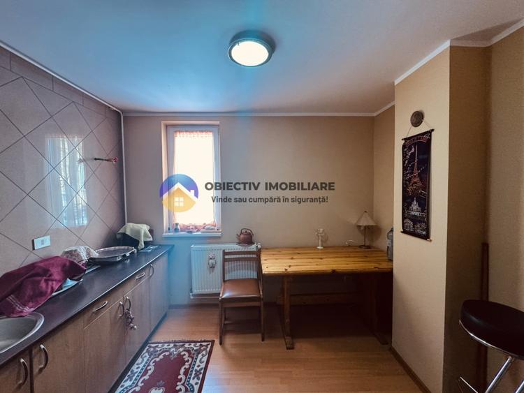 Spațiu comercial, de 37.450000762939 mp, în Dărmănești