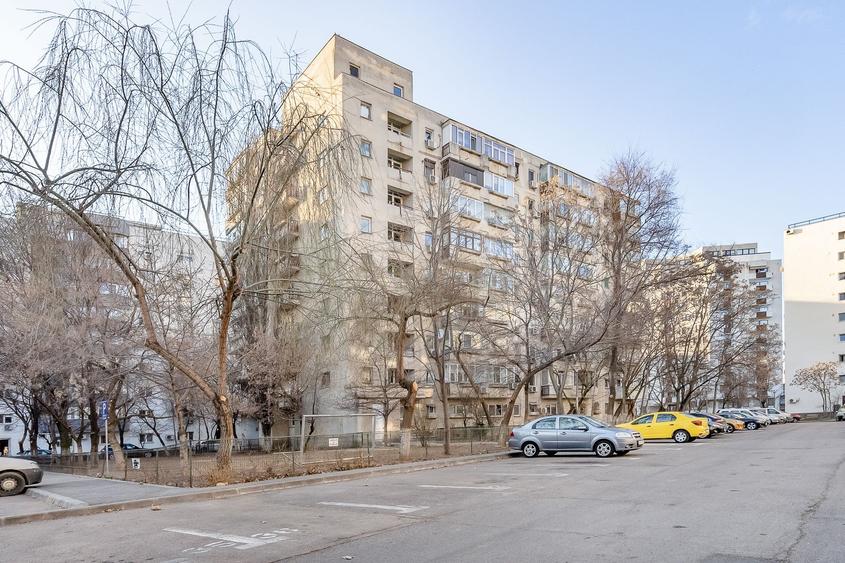 Garsonieră decomandată în Timpuri Noi