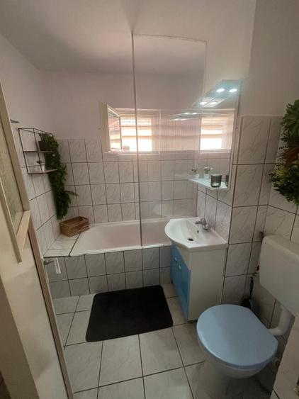 Apartament cu 3 camere decomandat în Terezian