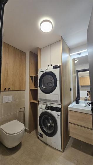 Apartament cu 2 camere semidecomandat, mobilat în Semicentral