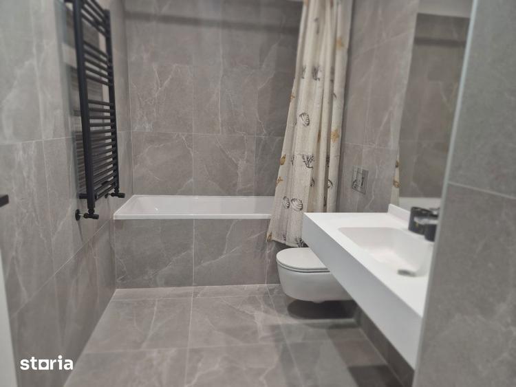 Apartament cu 3 camere semidecomandat, mobilat în 13 Septembrie
