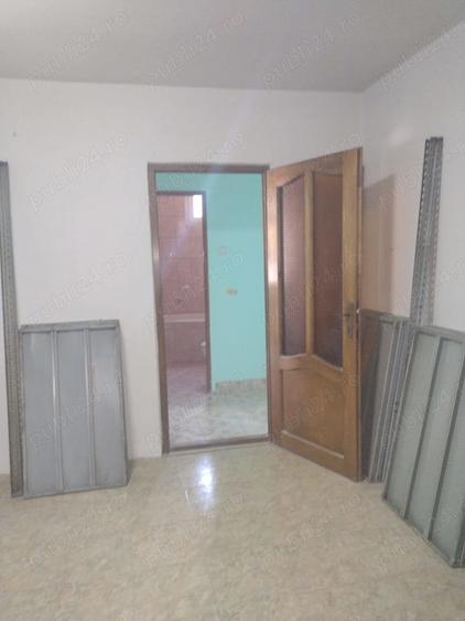 Spațiu comercial, de 58 mp, în Central