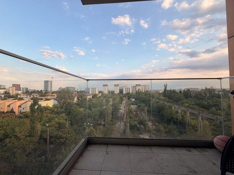 Apartament cu 5 camere, mobilat în Domenii