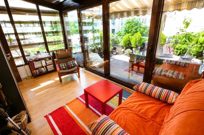 Apartament cu 3 camere decomandat, mobilat în Rosetti