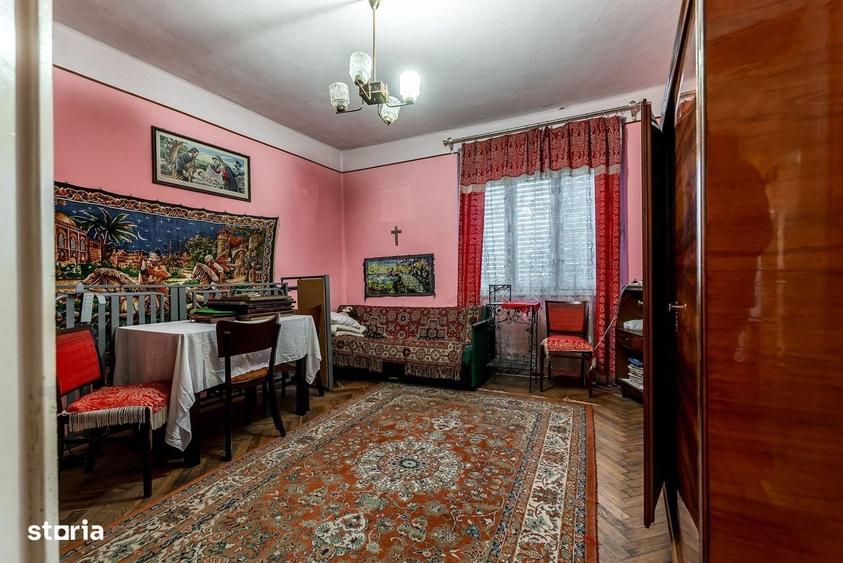 Casă cu 3 camere în Central