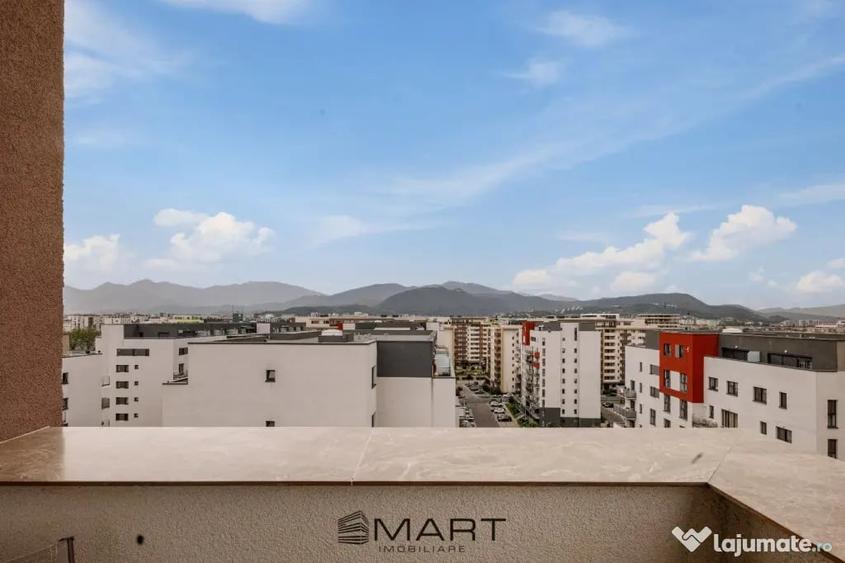 Apartament cu 4 camere decomandat în Tractorul