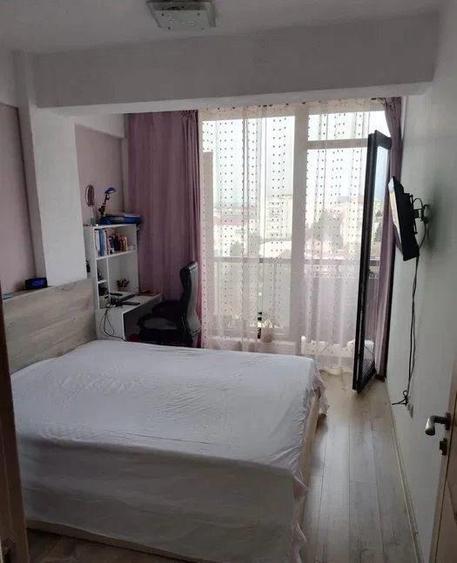 Apartament cu 2 camere decomandat în Hipodrom 3