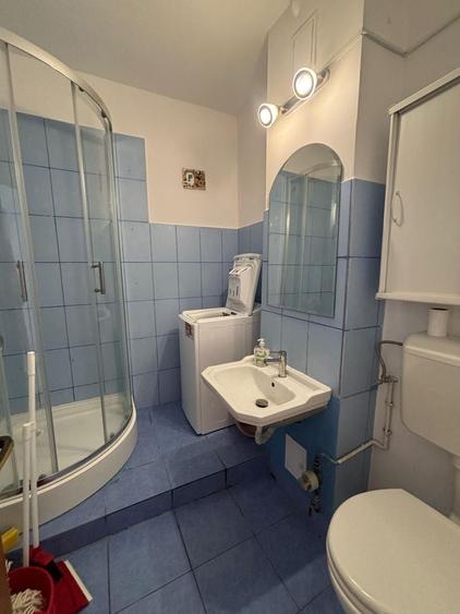 Apartament cu 3 camere în Dristor