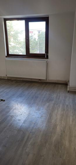 Apartament cu 2 camere decomandat în Unirii Sud