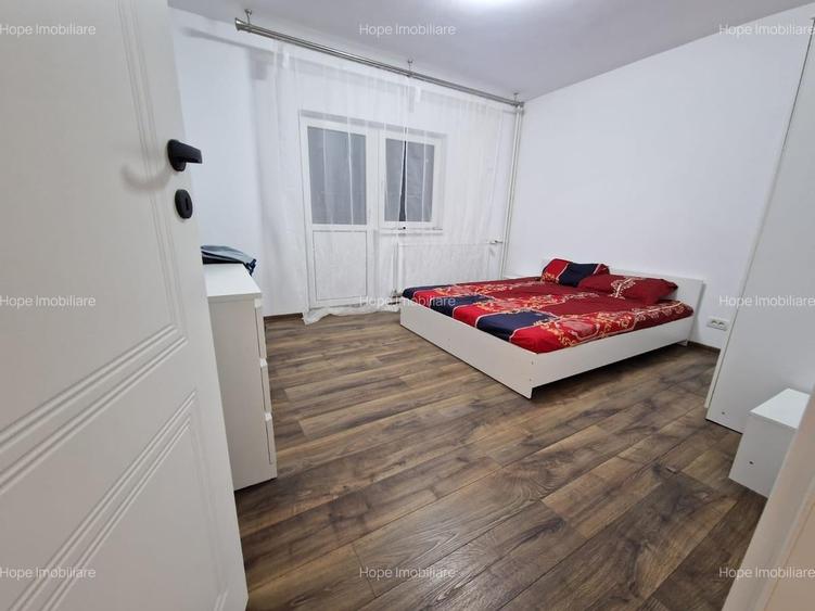 Apartament cu 3 camere decomandat în Brâncoveanu