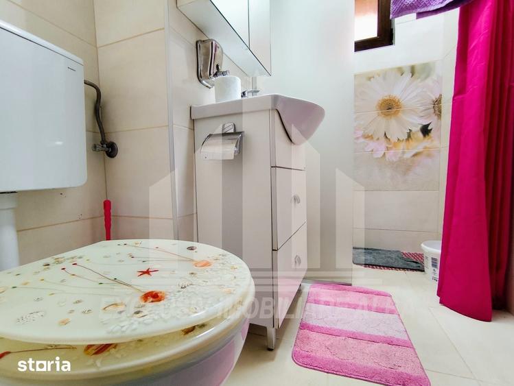 Apartament cu 3 camere în Cetate