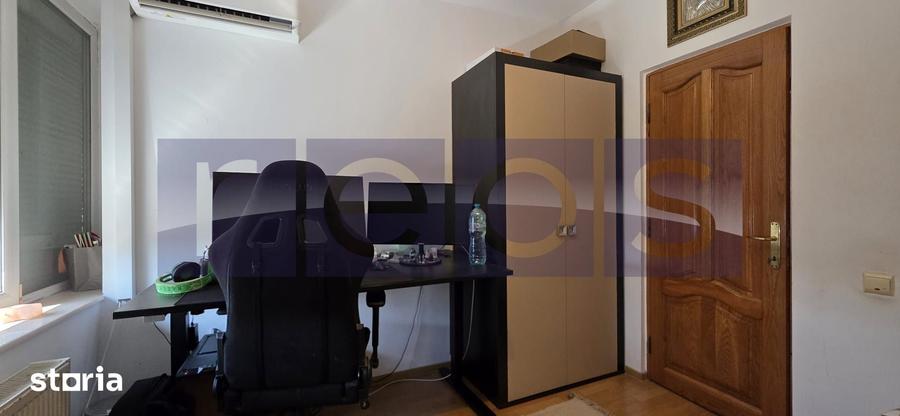 Apartament cu 4 camere în Titan