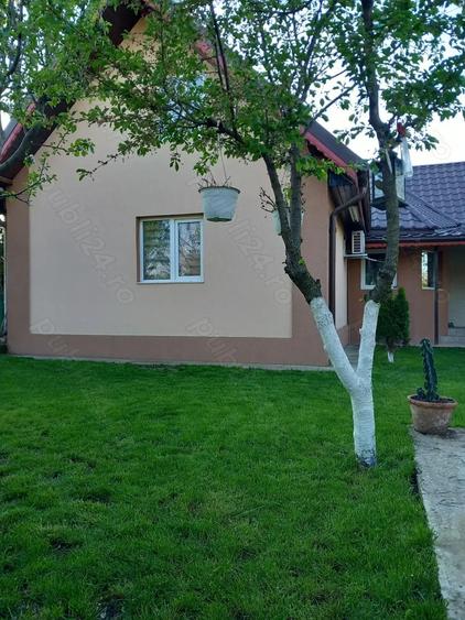Casă cu 4 camere cu Teren 580 Mp în Plumbuita