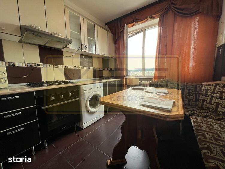 Apartament cu 3 camere decomandat, mobilat în Gară