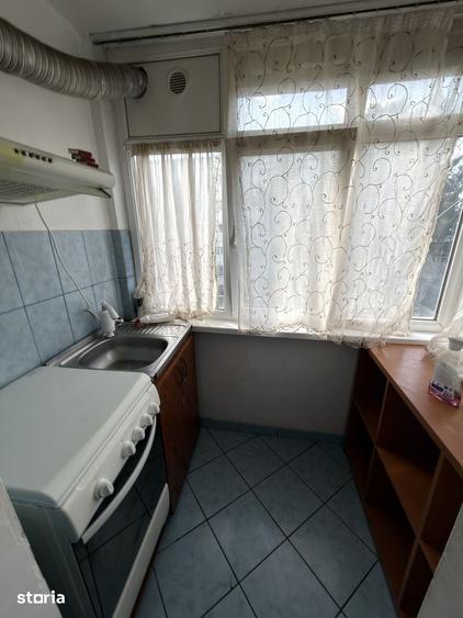 Apartament 2 camere etaj 2 zona Liceului Economic - 3