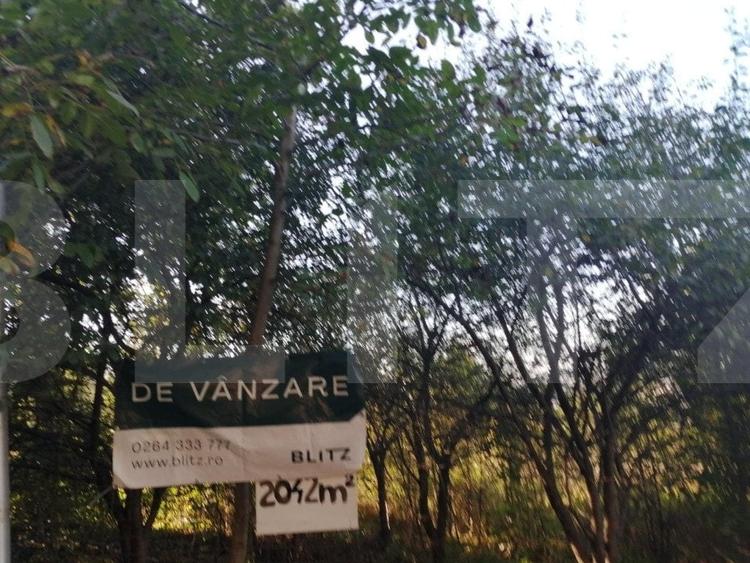 Teren Construcții intravilan de 2042 mp, în Gruia