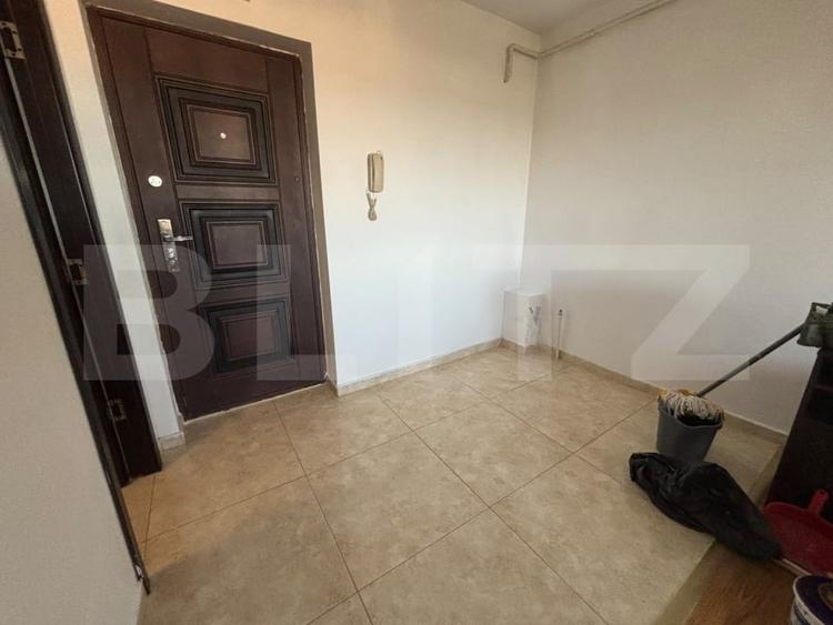 Garsonieră nedecomandată în Valea Adâncă