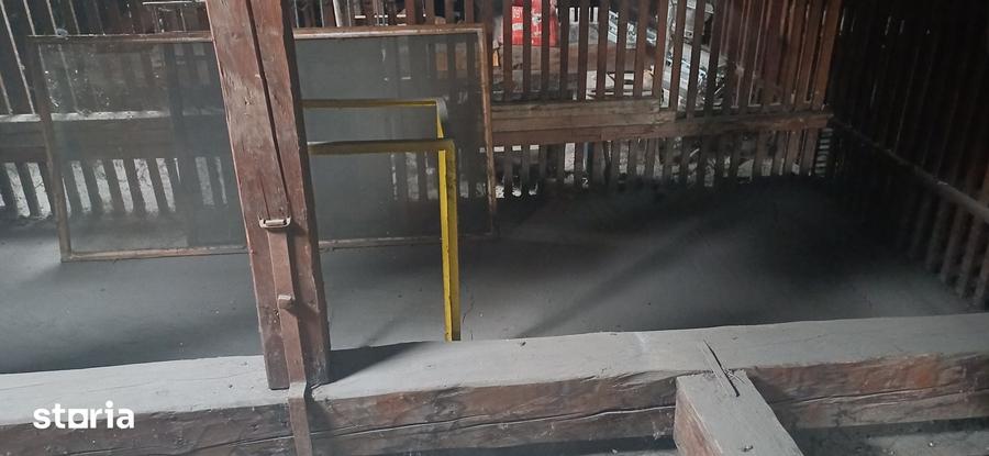 Casă cu 2 camere cu Teren 333 Mp în Mărăști