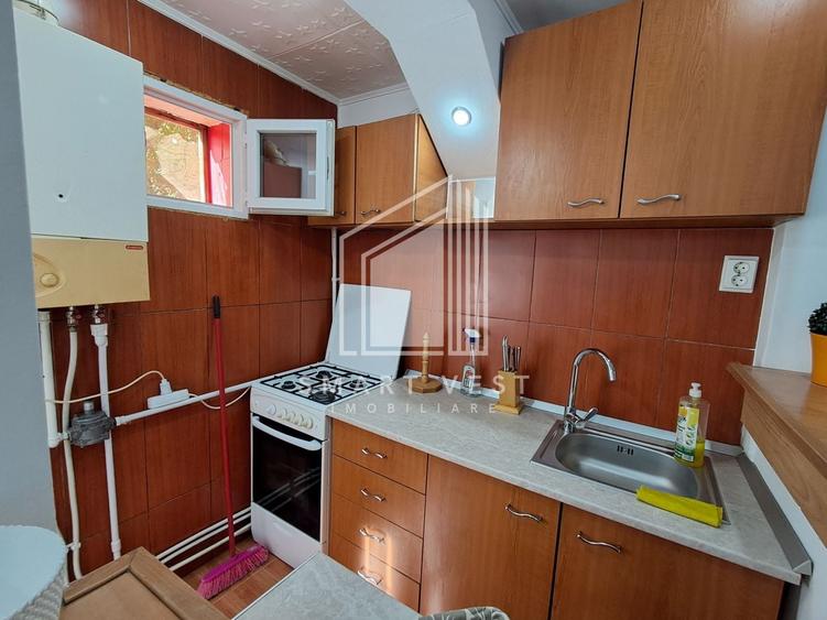 Garsonieră decomandată, mobilată în Micro 17