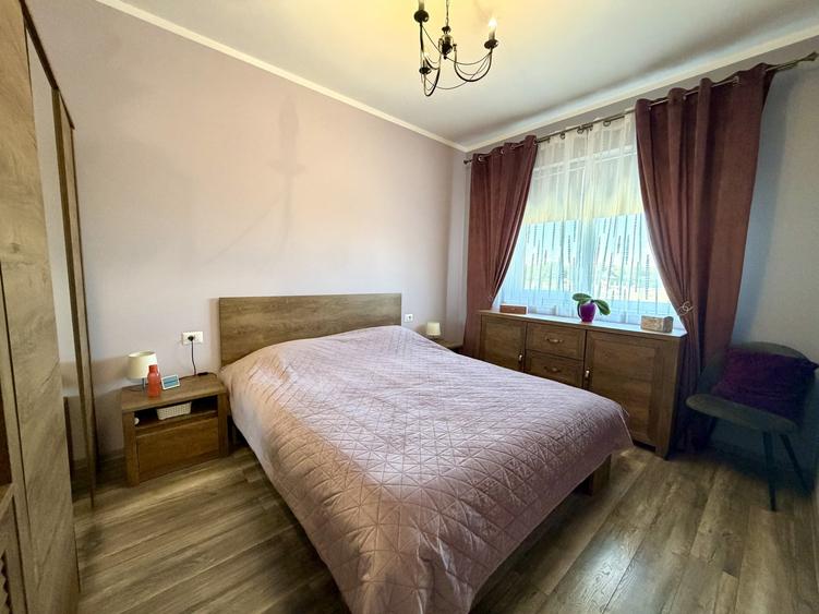 Apartament cu 2 camere semidecomandat, mobilat în Dumbrăvița