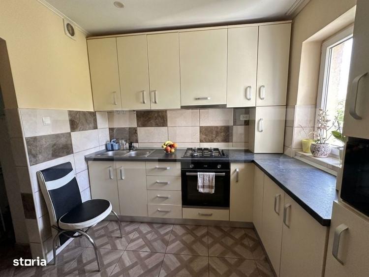 Apartament cu 3 camere decomandat în Doba