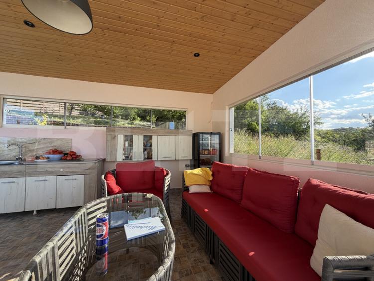 Casă cu 3 camere cu Teren 600 Mp în Central