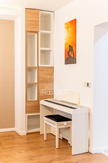 Apartament cu 4 camere decomandat, mobilat în Plopilor