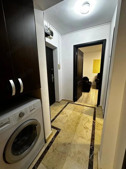 Apartament cu 2 camere decomandat în Centru Civic