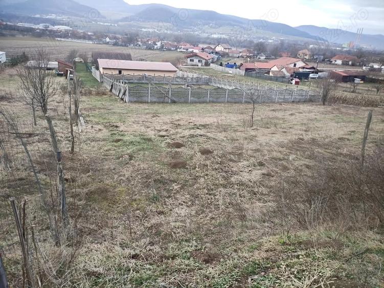 Teren de 944 mp, în Șoimuș