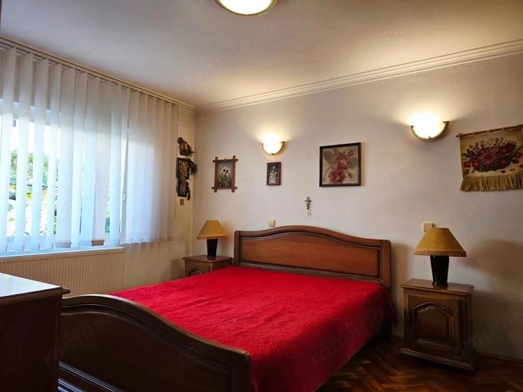 Apartament cu 3 camere decomandat în Siliștea Snagovului