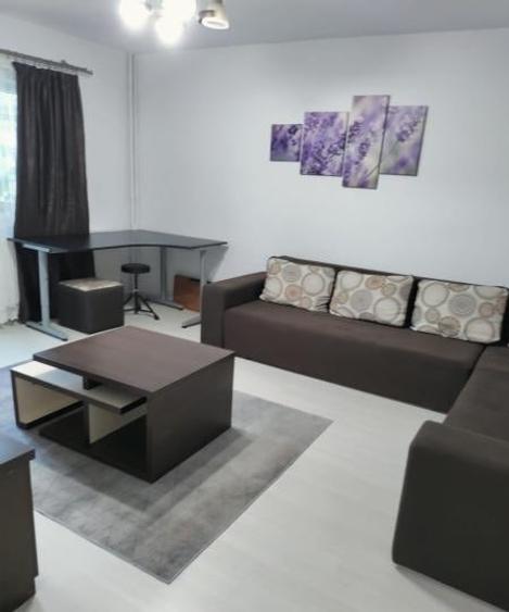 Apartament cu 2 camere decomandat, mobilat în Doamna Ghica