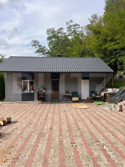 Casă cu 4 camere cu Teren 1809 Mp în Ocoliș