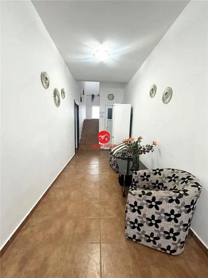 Spațiu comercial, de 350 mp, în Costinești