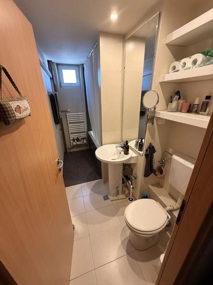 Apartament cu 3 camere semidecomandat în Ultracentral